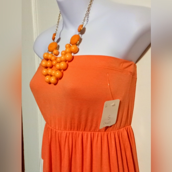 🛍️ BUNDLE ONLY 🛍️J.Mode Elegant Strapless Coral Orange and White Dress - Picture 4 of 7